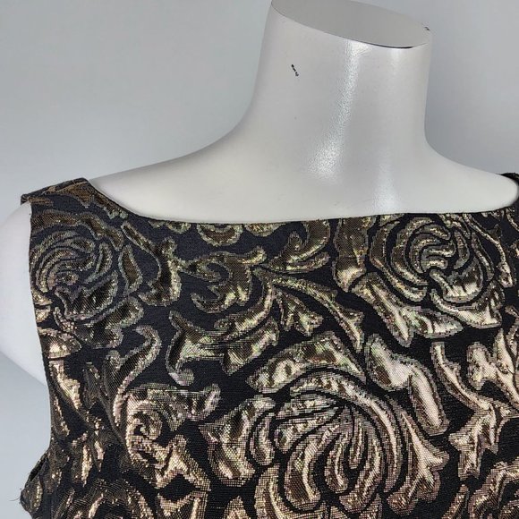Elegant Black and Gold Floral Dress - Picture 3 of 13